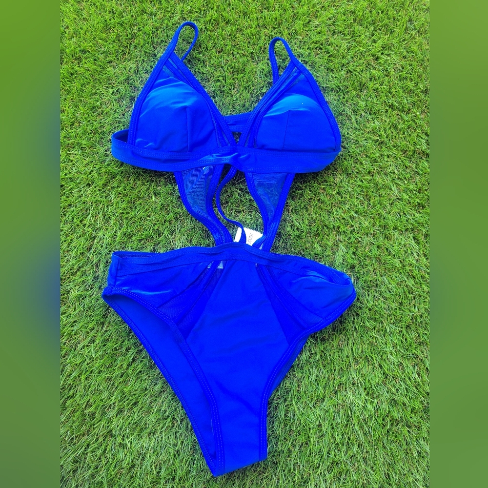 Windsor, one piece swimsuit, blue, size medium